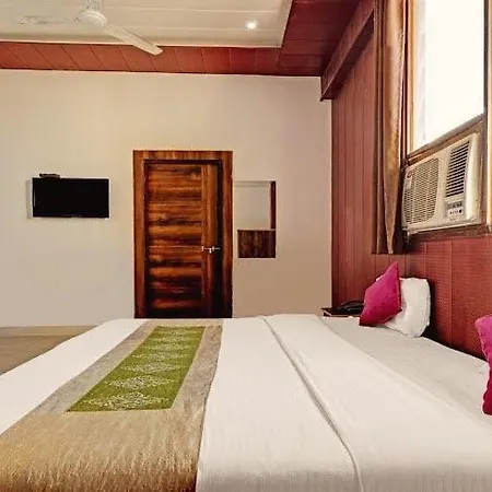 Hotel Orange Town